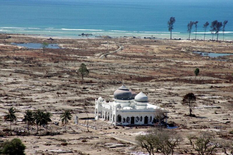 Pakar Geologi: Ambon akan Dilanda Tsunami Seperti Tahun 2004 di Aceh