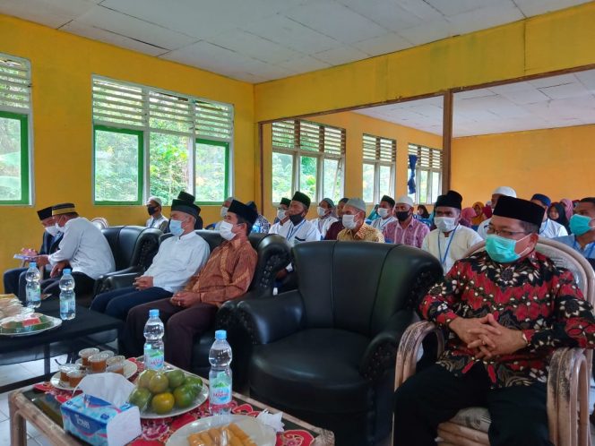 
 Hidyatullah Provinsi Maluku menggalar Rapat Kerja Wilayah (Rakerwil) di Kampus Madya Liang, Kecamatan Salahutu, Kabupaten Maluku, Sabtu (23/1). Foto: Istimewah