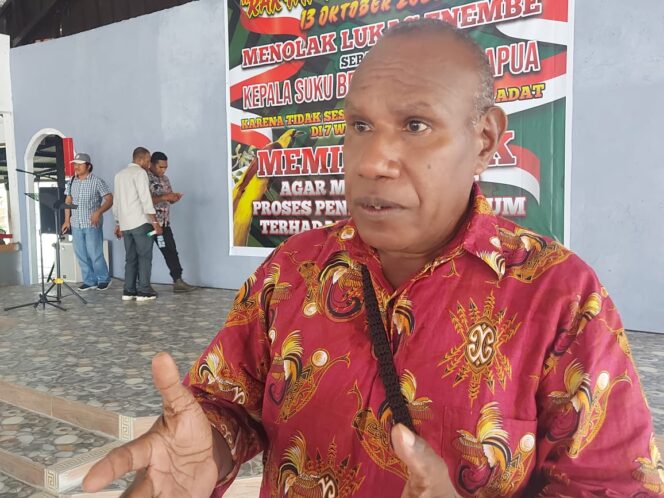 
 Tokoh Adat Papua Herman Yoku “Gugat” Legalitas Dewan Adat yang Kukuhkan Lukas Enembe Sebagai Kepala Suku Besar Papua
